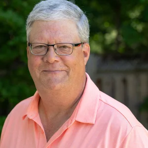 Dave Jones Side Headshot